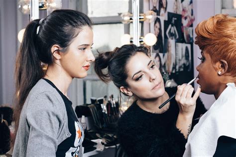 best makeup artistry schools online