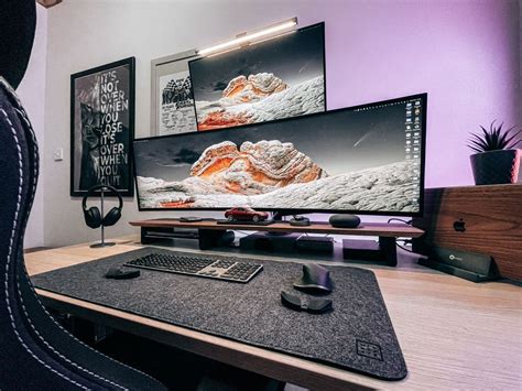 Best Monitor For Small Desk