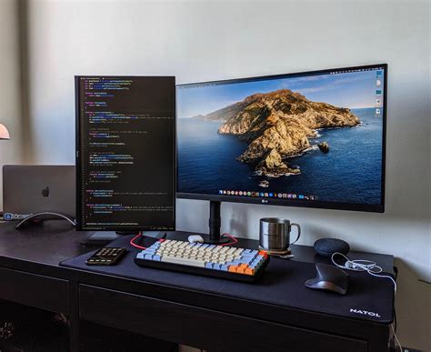 21 Of The Coolest Dual Monitor Setup You’ll Ever See Can