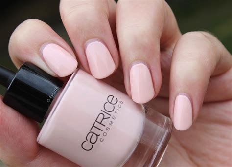 The most perfect pale, opaque pink CND Shellac combo one layer of cake