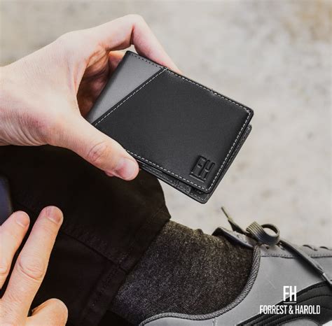 Best Outdoor Wallets