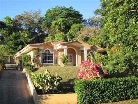 best place to invest in costa rica