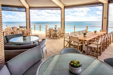 best places for dinner in bermuda