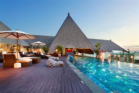 best resorts to stay in bali indonesia