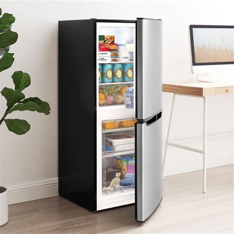 home.furnitureanddecorny.com:best small fridge with freezer