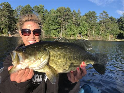 best smallmouth bass lakes in wisconsin