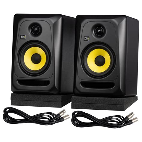 Best Studio Speakers For Dj