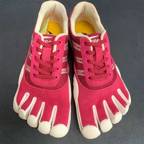best tennis shoes for toes