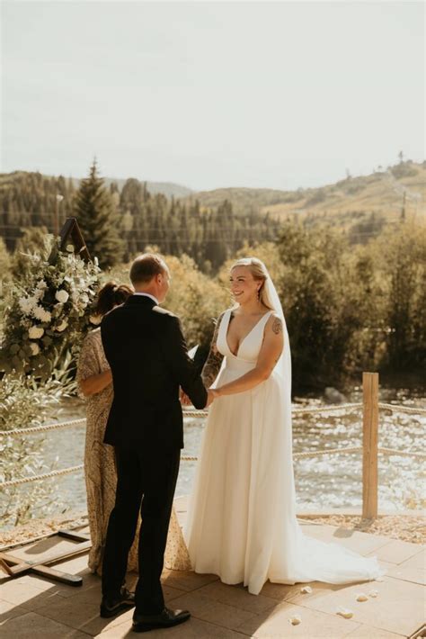 Best Time To Get Married In The Fall