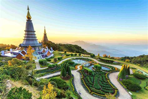 best time to travel to thailand chiang mai