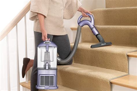 best vacuum cleaners for pet hair and hardwood floors