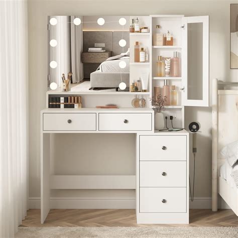 Best Vanity Table Mirror