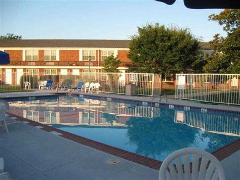 Discover Comfort and Convenience at Best Western Falls Church Arlington Area - Your Gateway to Explore Northern Virginia