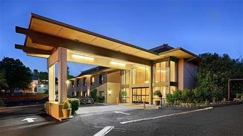 Experience Unmatched Luxury and Convenience at Best Western Plus Sonora Oaks Hotel & Conference Center