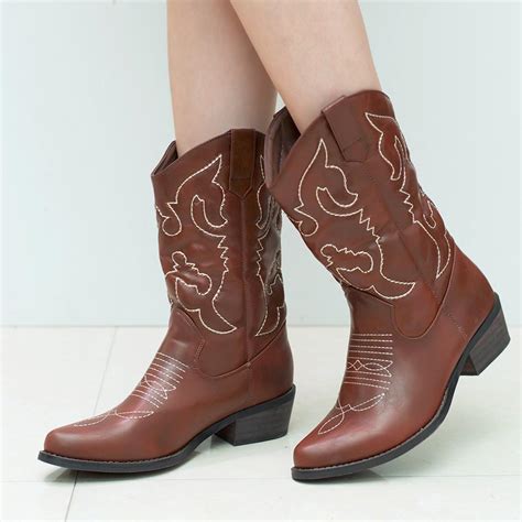 best women's cowboy boots for wide calves