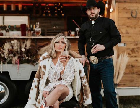 21+ Beth Dutton Wedding Outfit