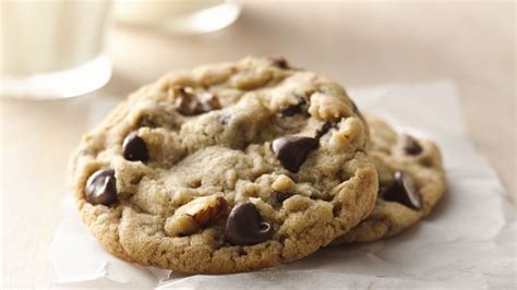 Betty Crocker Ultimate Chocolate Chip Cookies: Deliciously Irresistible!