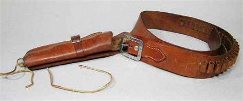 bianchi belts for carrying gun