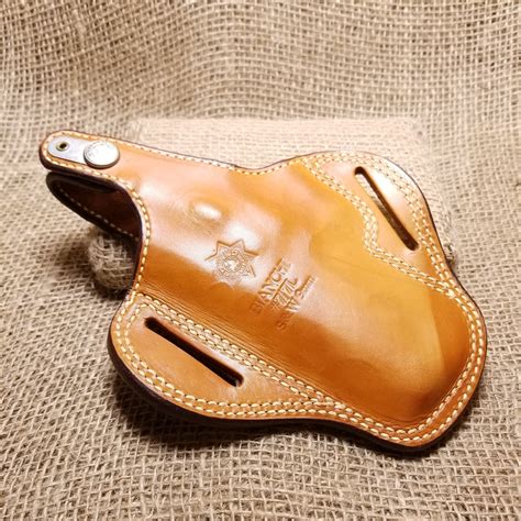 bianchi gun holsters leather