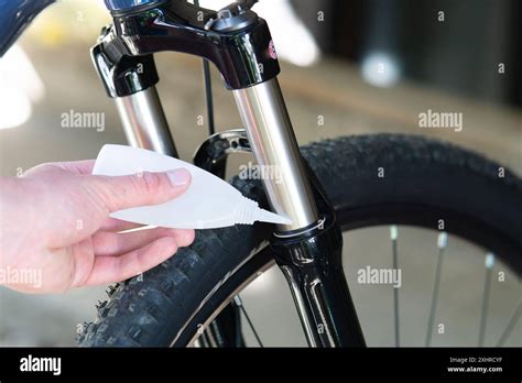 Bicycle Fork Oil