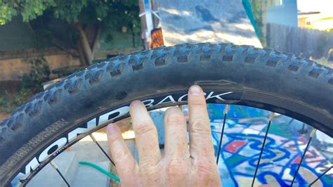 Bicycle Tire Direction Arrow