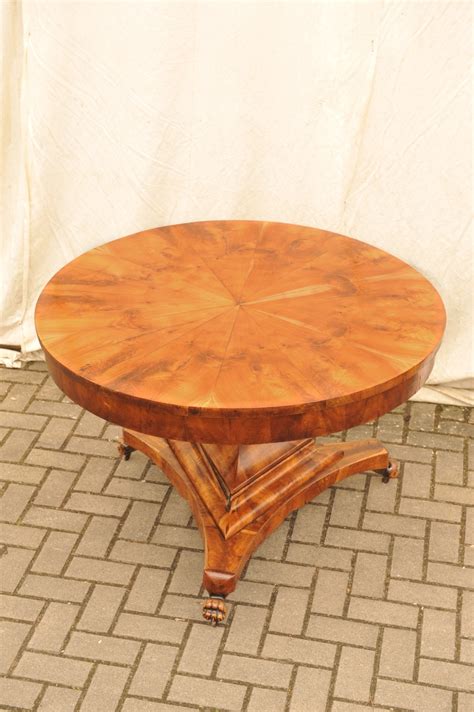 Biedermeier runder Tisch Kirsche Antik im Hof Biedermeier Tisch
