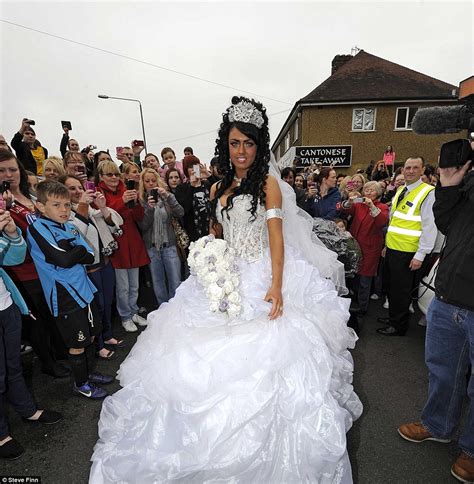 Big Fat Gypsy Wedding Sam marries gypsy Pat in huge dress Daily Mail