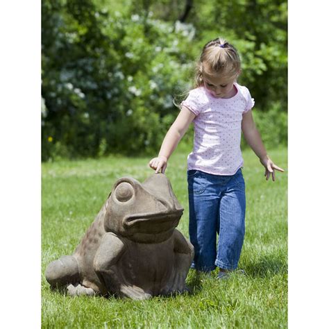 Big Frog Garden Statue