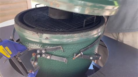 big green egg hinge replacement