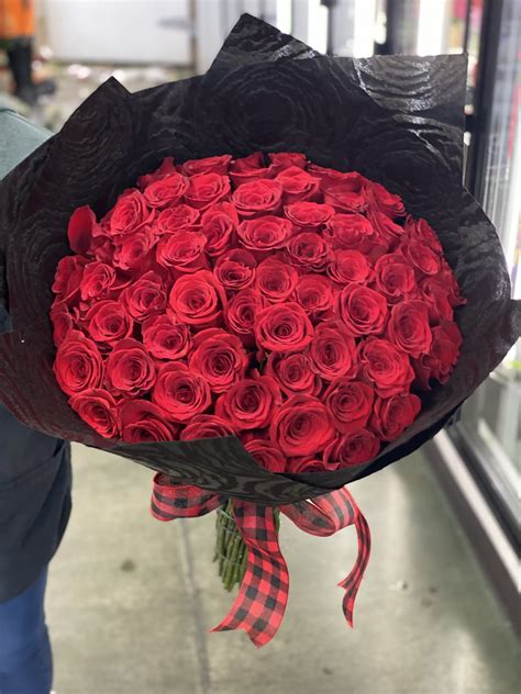 Big Rose Bouquets