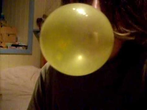 Biggest Chewing Gum Bubble