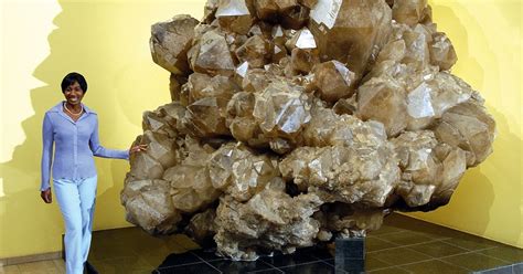 biggest quartz crystal