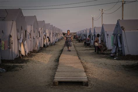 biggest refugee camp in ukraine