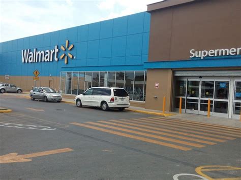 biggest walmart in cancun