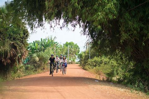Biking Siem Reap
