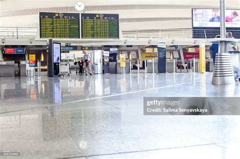 bilbao airport departures