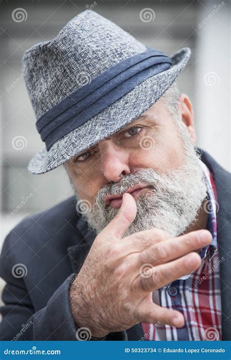 Mann mit Hut Foto & Bild streetfotografie, street spontane portraits