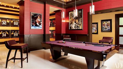 LOVE THE WALL MOUNTED COUNTER!! Home billiard room decorating ideas