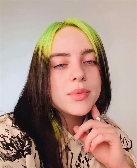 billie eilish green hair photo
