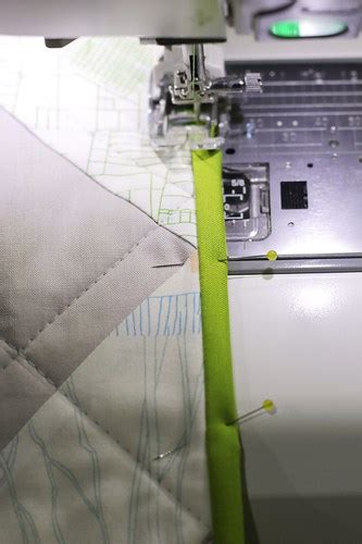 Binding A Zigzag Edge Quilt