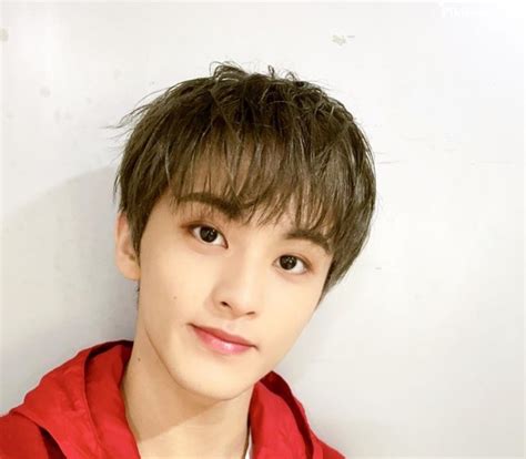 biodata mark lee nct