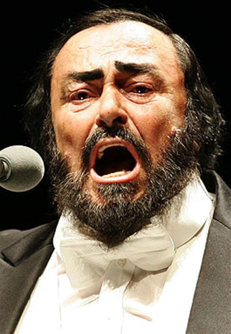 biografia de luciano pavarotti