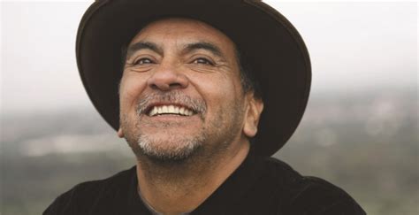 biografia de miguel ruiz