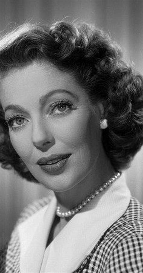 biography of loretta young