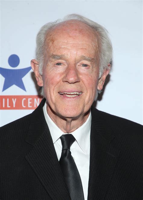 biography of mike farrell