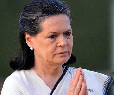 biography of sonia gandhi