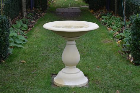 Bird Baths Haskins