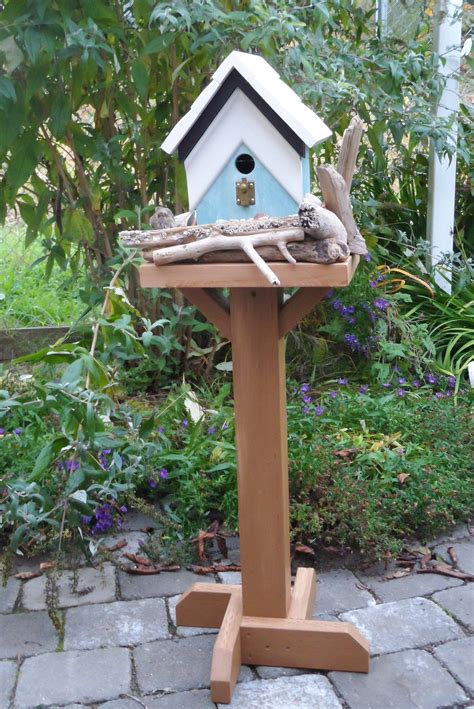 Birdhouse With Stand