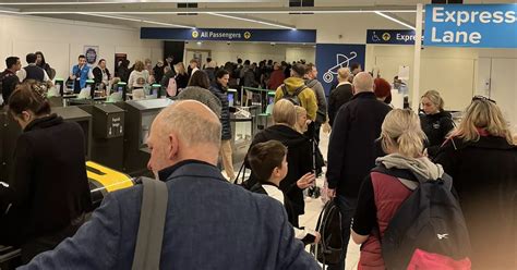 birmingham airport delays & cancellations