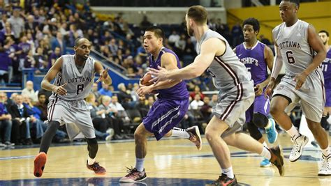 bishop's university men's basketball